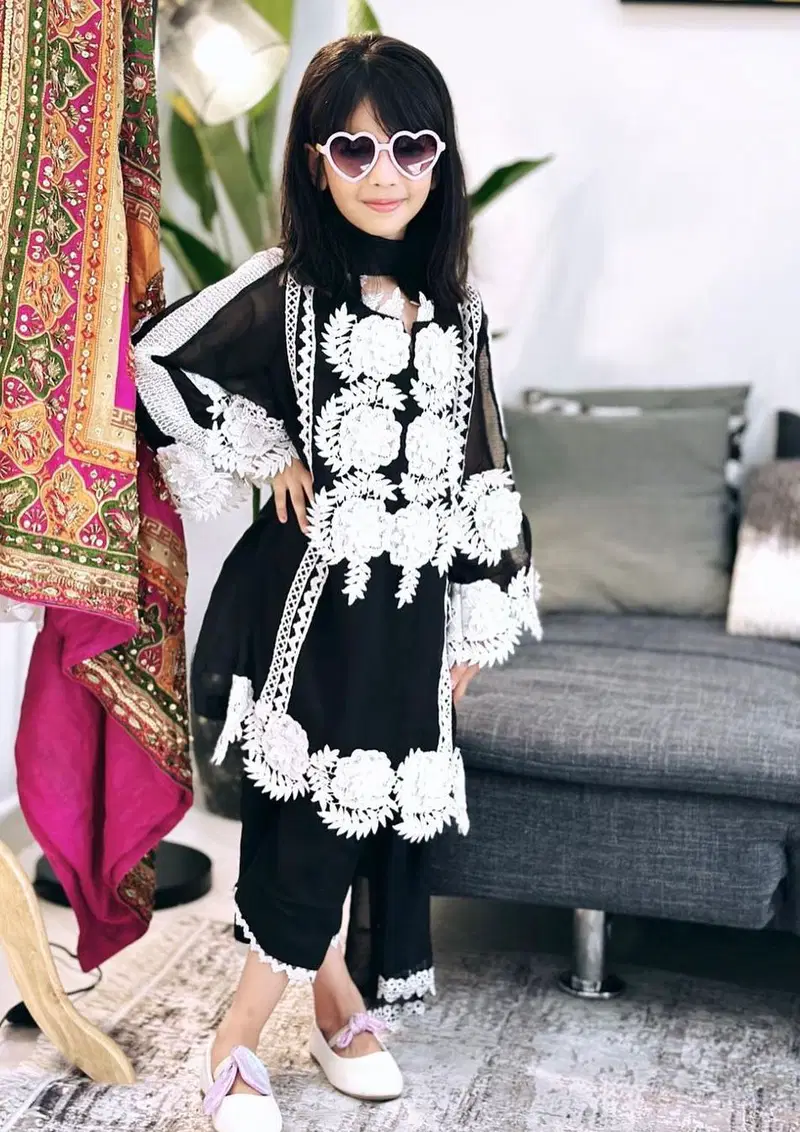 OC 141 Faux Georgette Embroidery Kids Girl Wear Kurti With Bottom Dupatta Wholesale Online